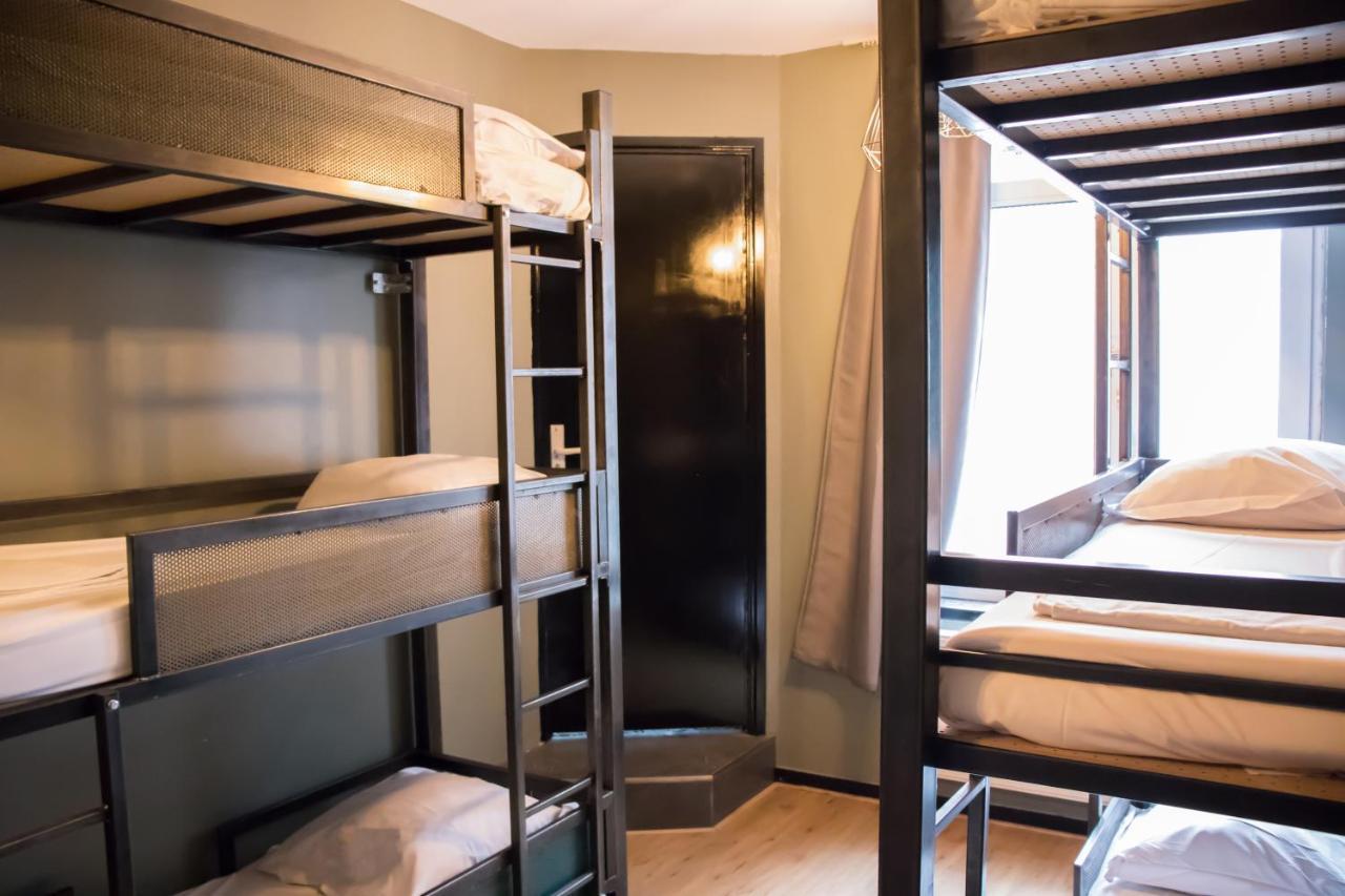 Bed 6-Bed Mixed Dormitory Room