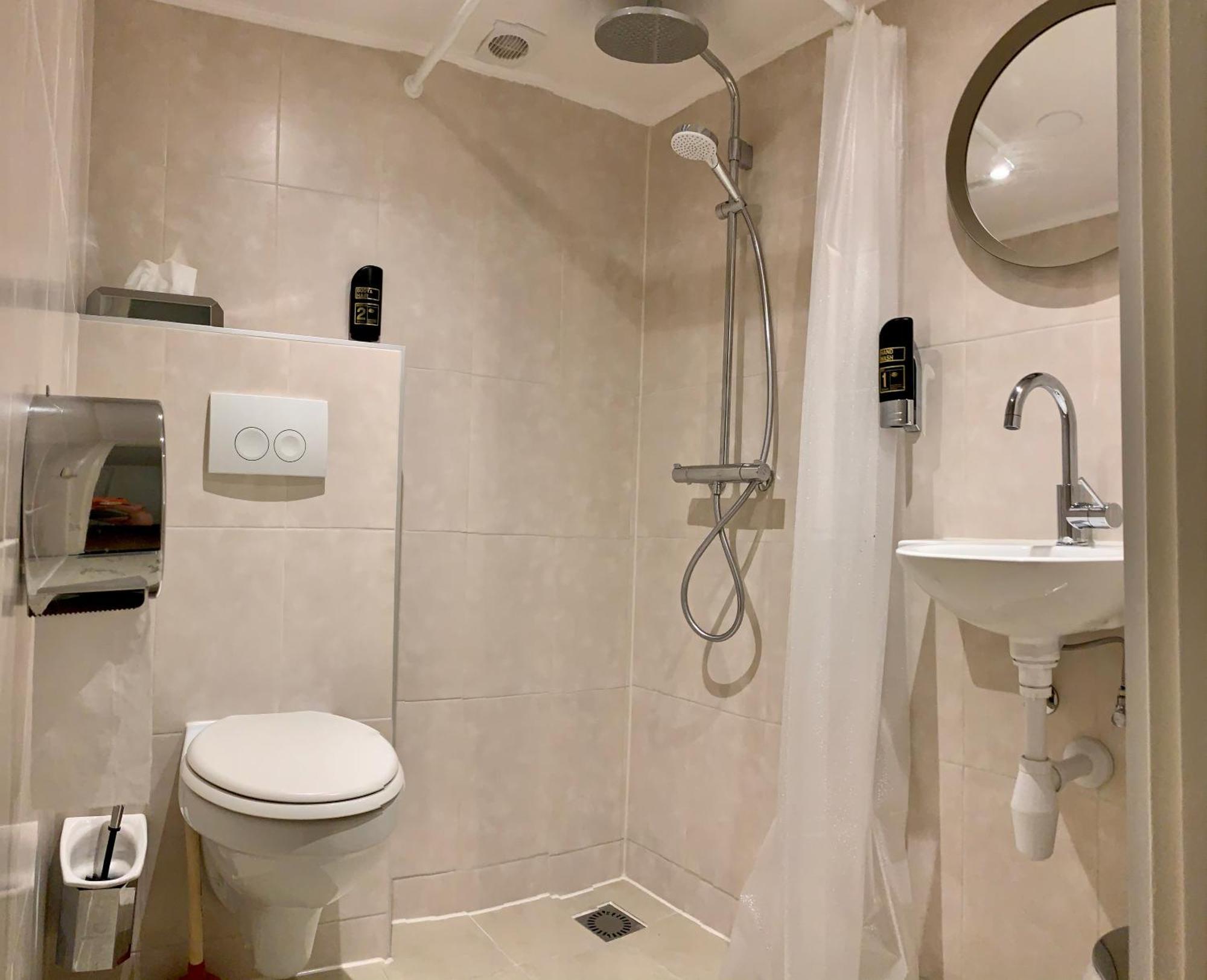 Twin Room Private Bathroom,1219523614:JPEG