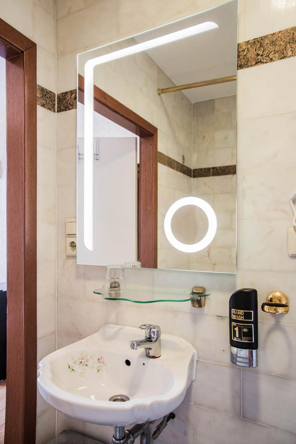 Single Private Bathroom