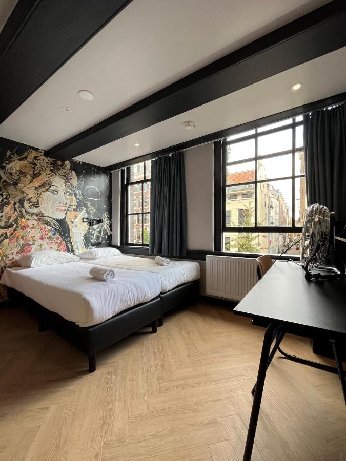 Twin Private Room
