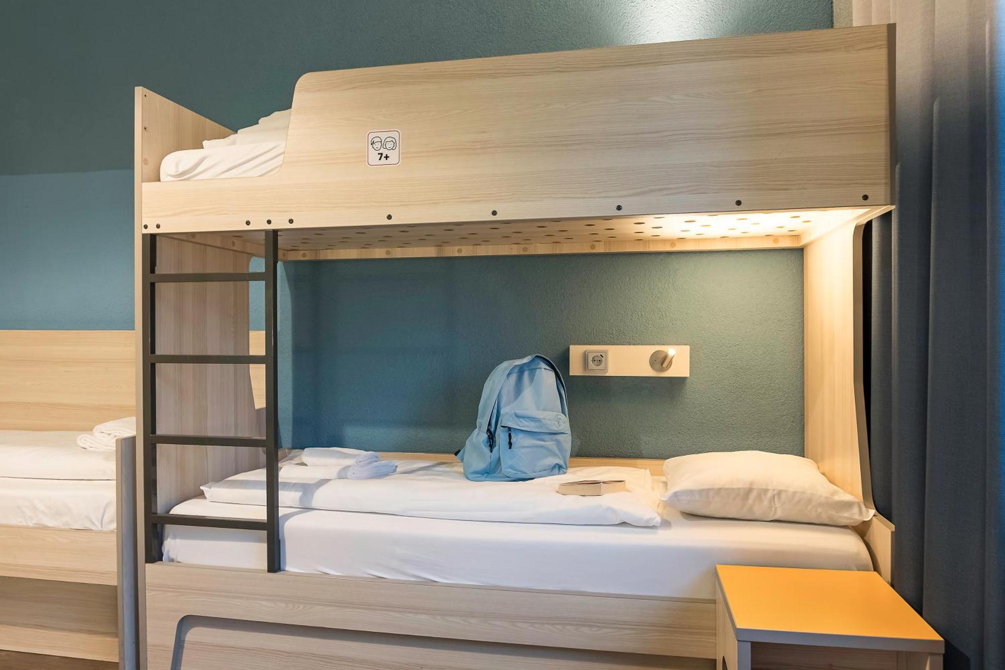 Kamar 5 Tempat Tidur