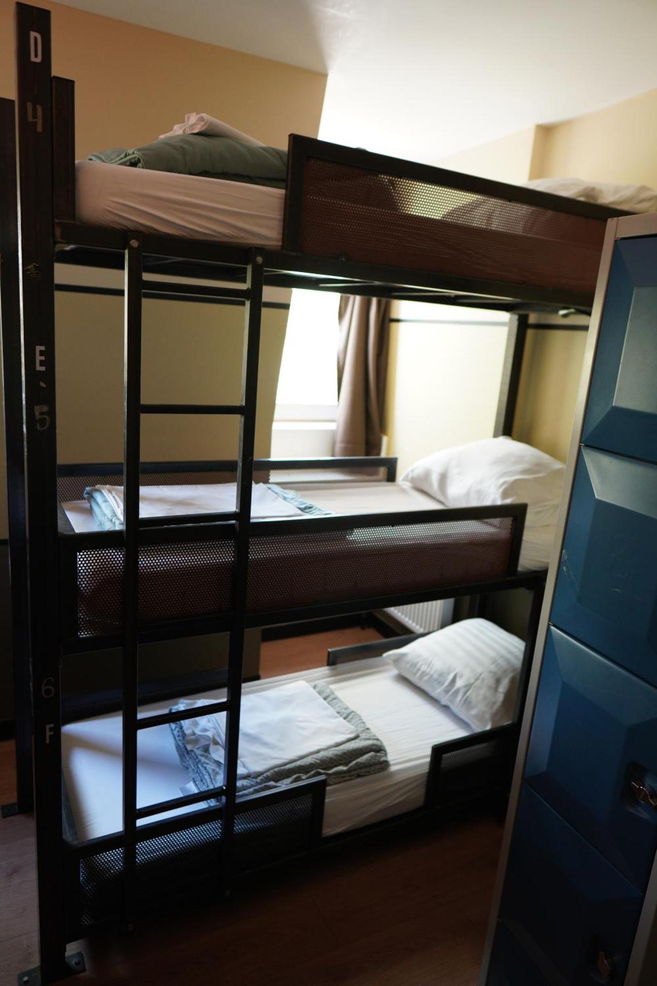 Bed 6-Bed Mixed Dormitory Room