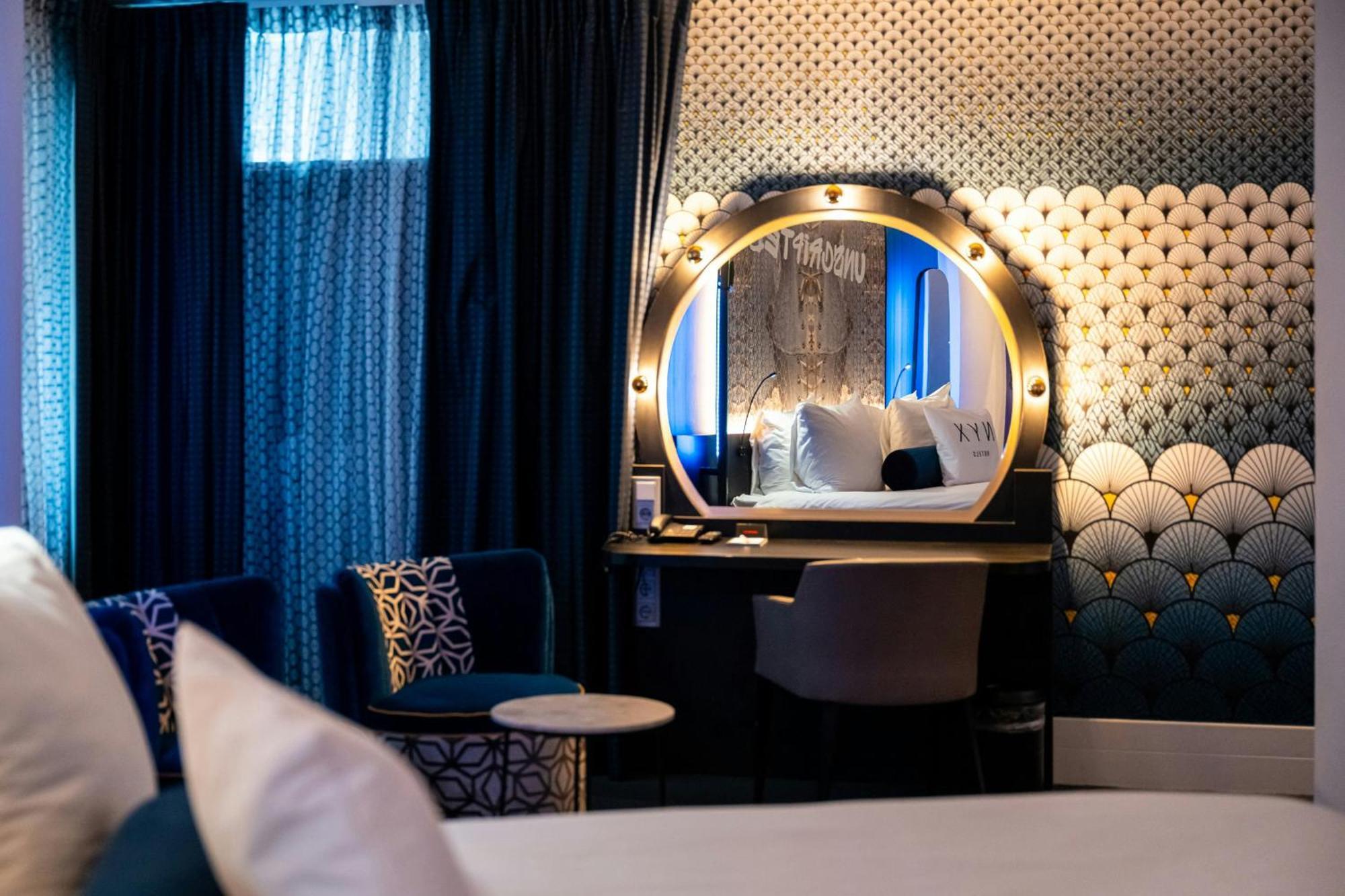 Executive Room 2 Twin Beds