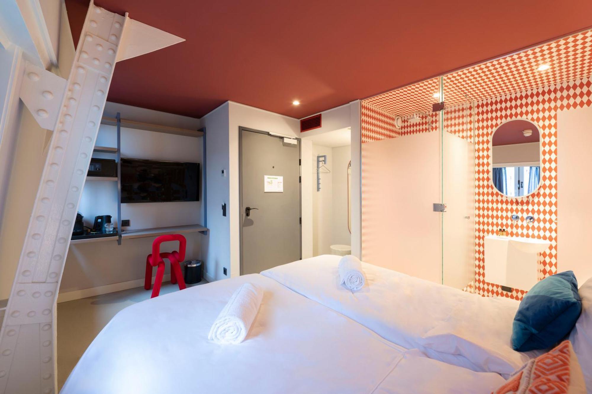 Deluxe Double or Twin Room