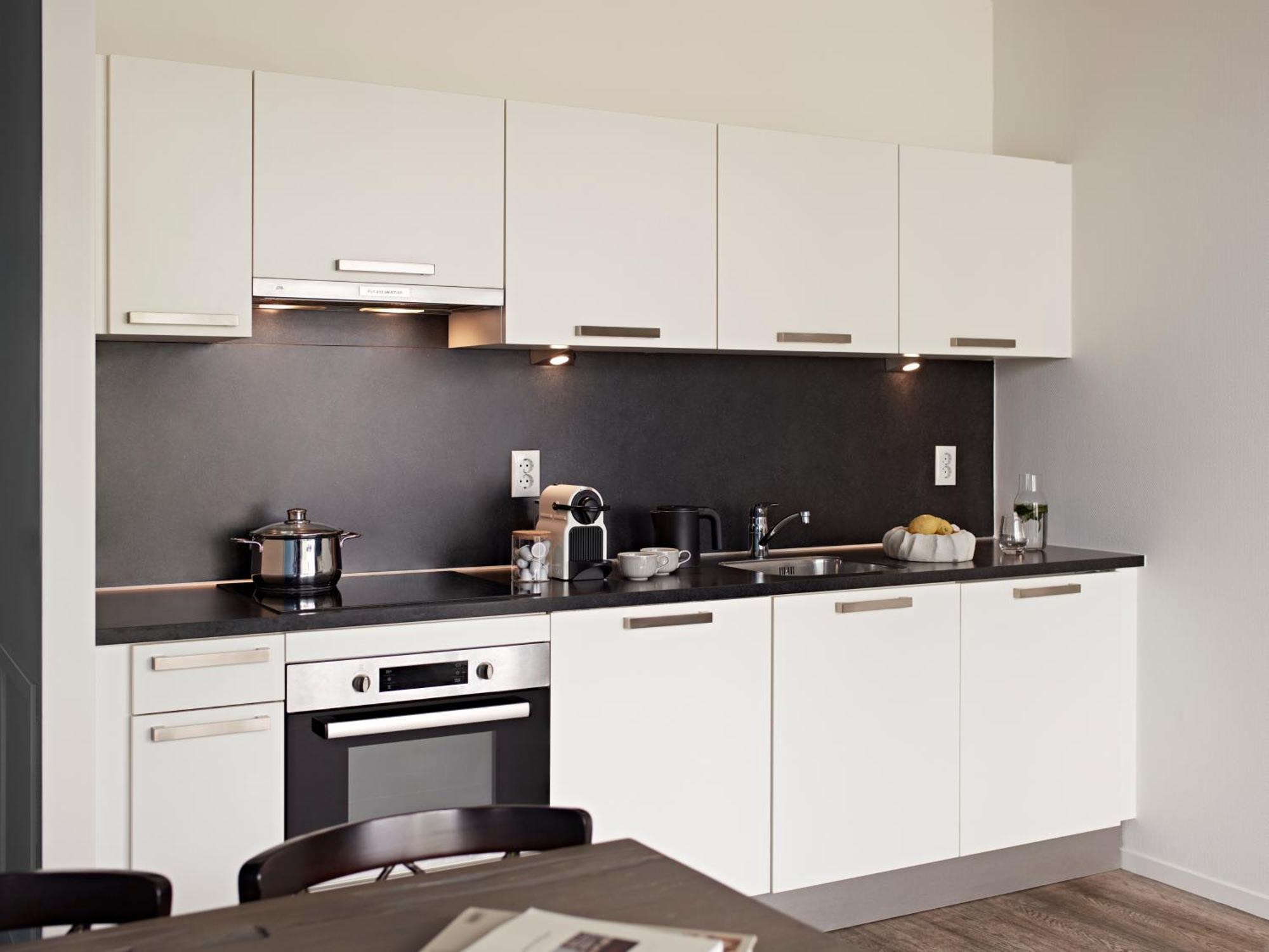 Large 2 Bedroom Apartment