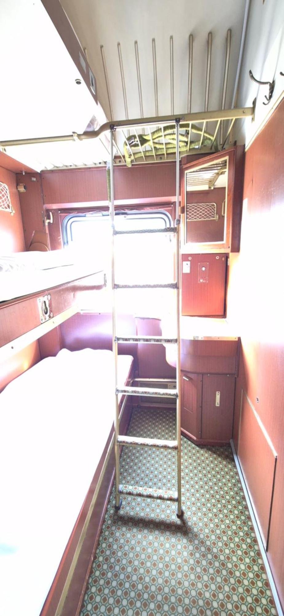 Triple Compartment,1774526618:JPEG