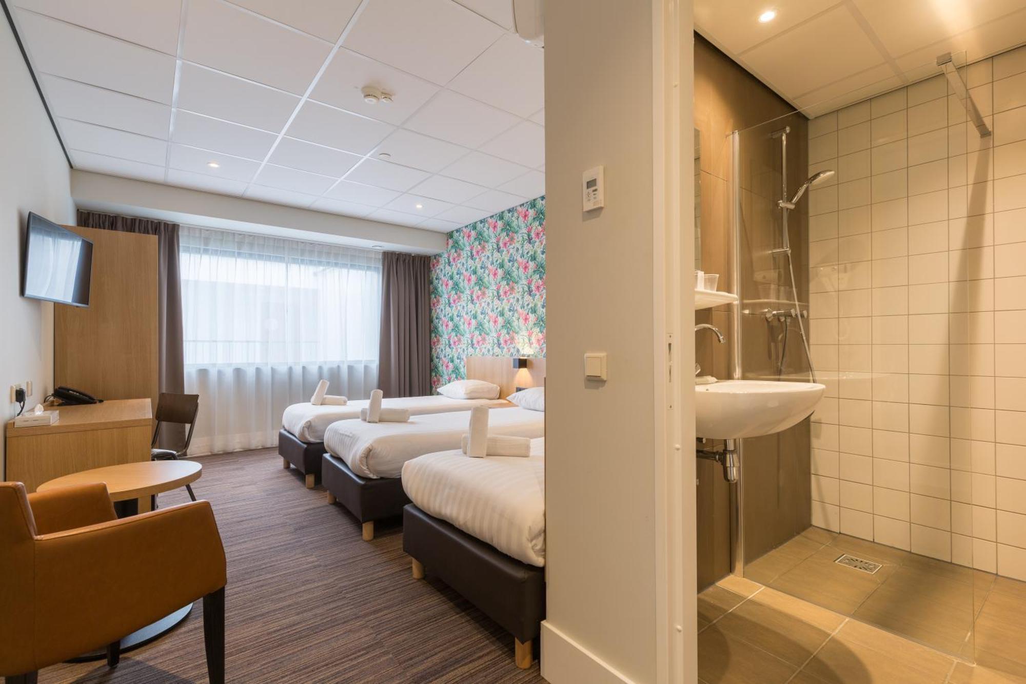 Comfort Triple Room with Three Single Beds - Non-Smoking