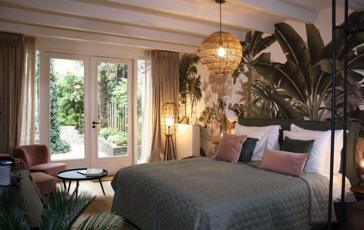 King Room with Garden View