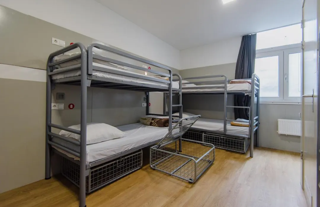 Hostel Warmoes Amsterdam-1