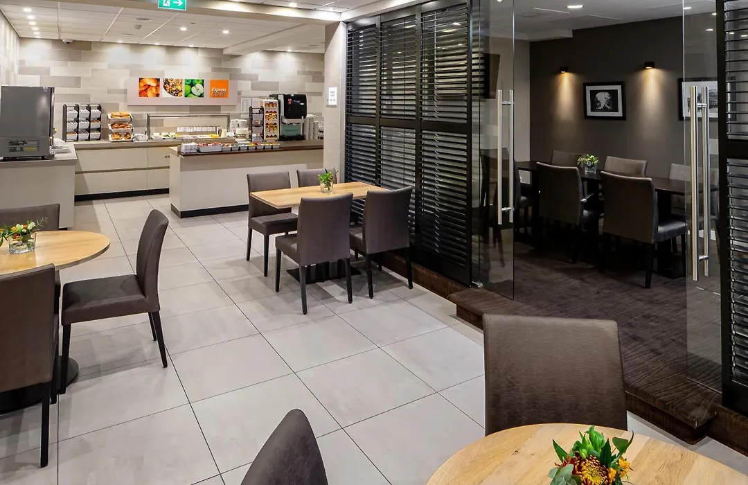 Holiday Inn Express Amsterdam - South By Ihg-1