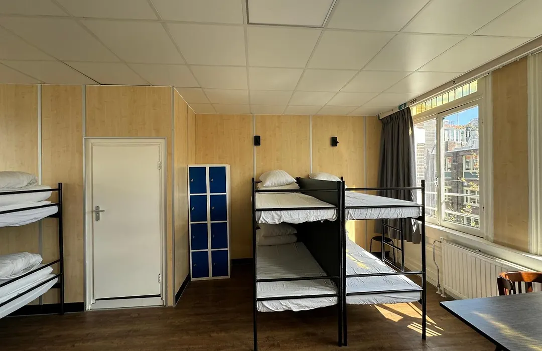 Xplore Hostel Amsterdam-1