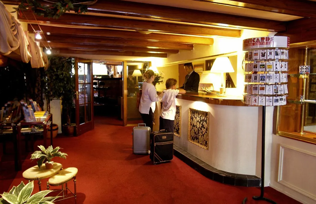 Rembrandtplein Hotel-1