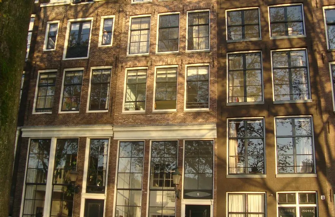 Kalkmarkt Suites-1