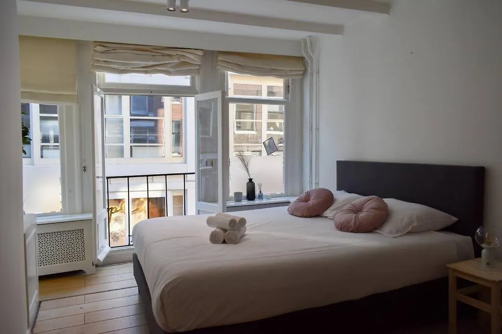 New Cosy Apartment In 9 Streets-1