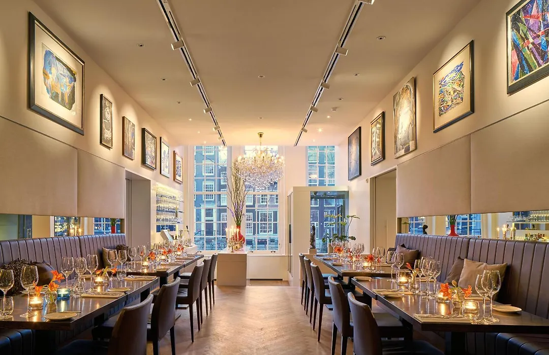 Ambassade Hotel-1