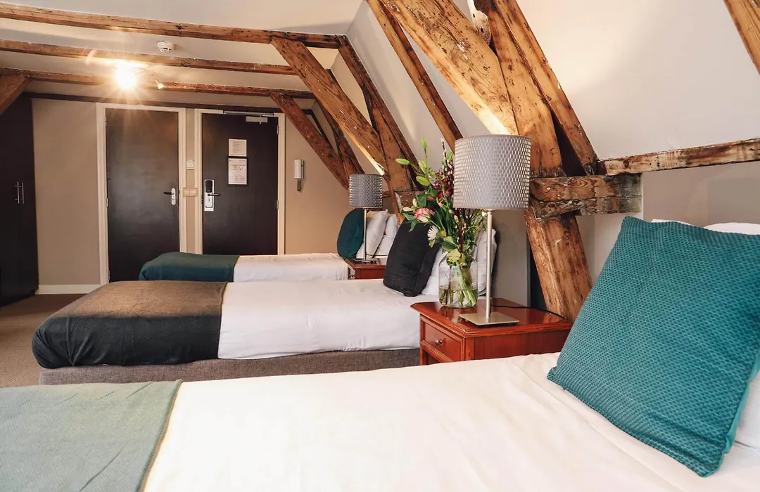 Hotel Corner House-1