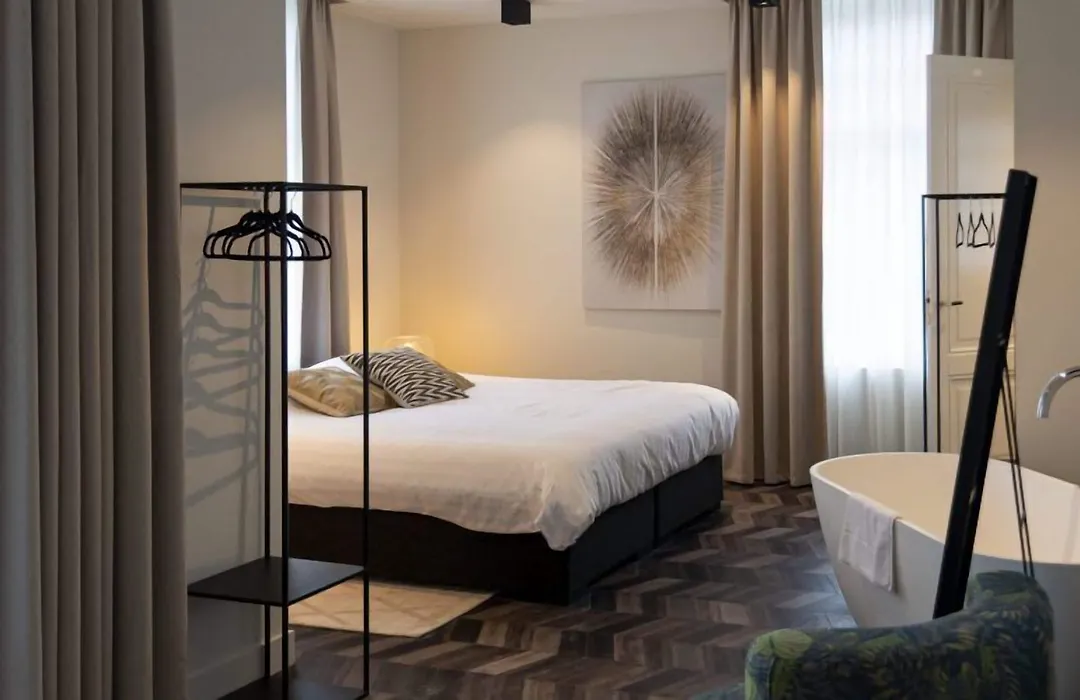 Boutiquerooms Westervilla Amsterdam-1
