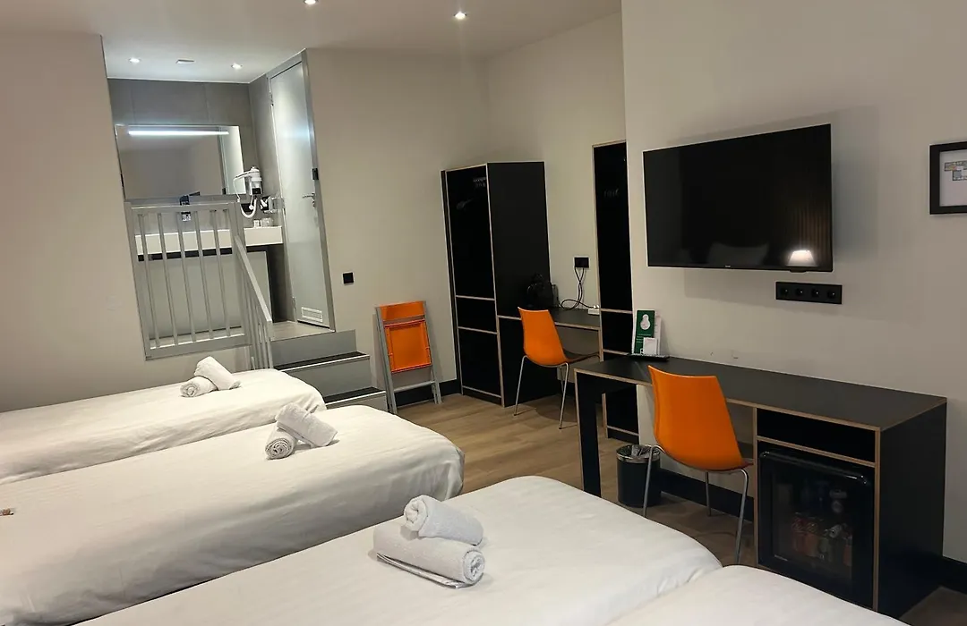 Multatuli Hotel-1