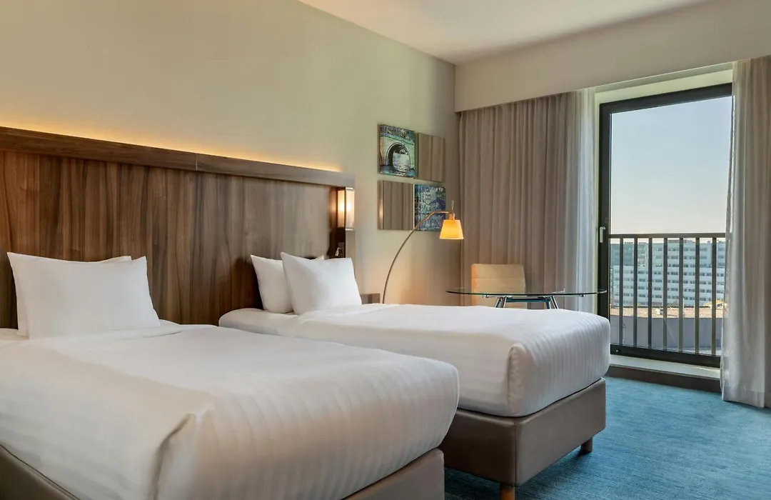 Courtyard By Marriott Amsterdam-1