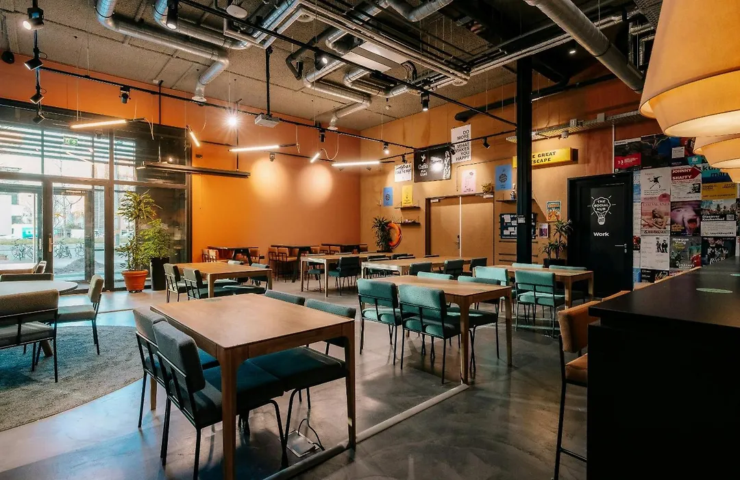 The Social Hub Amsterdam City Extended Stay-1