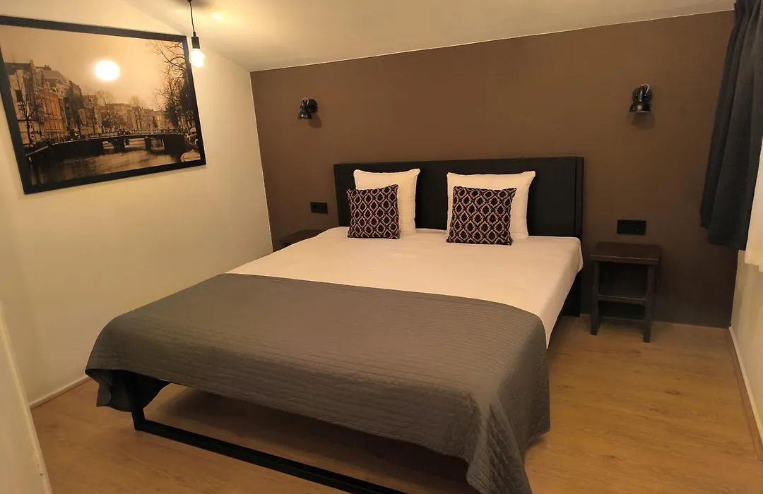 Quentin Museum Square Hotel-1