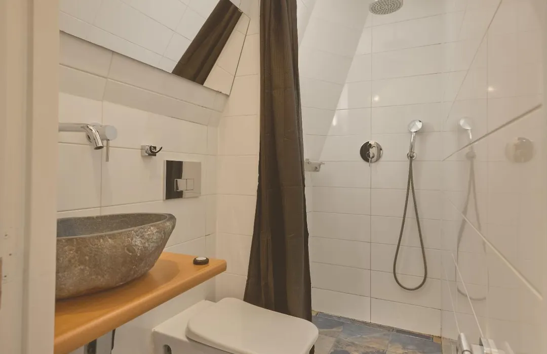Quentin Canal House Hotel-1