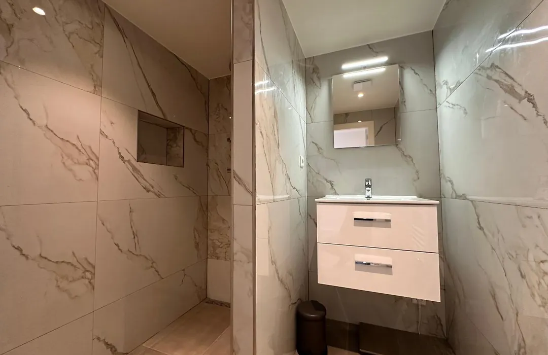 Luxury House With 2 Private Independent Studios 120 M2 Near Leidseplein City Centre Amsterdam - Paid Parking Possibilities Nearby-1