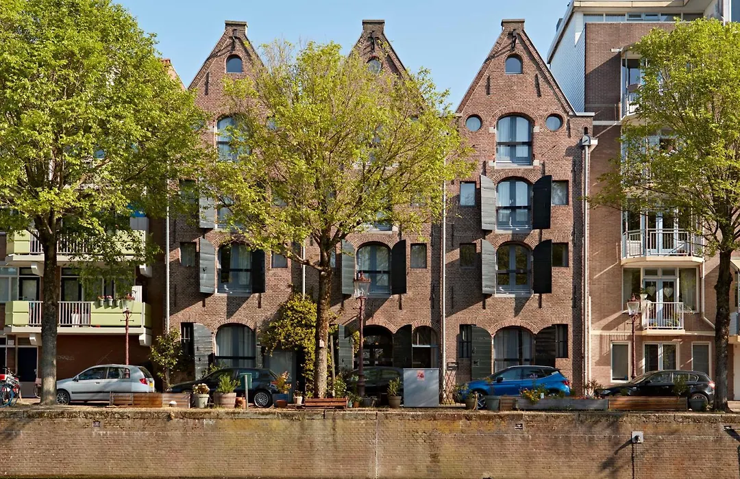 Yays Amsterdam Salthouse Canal By Numa-1