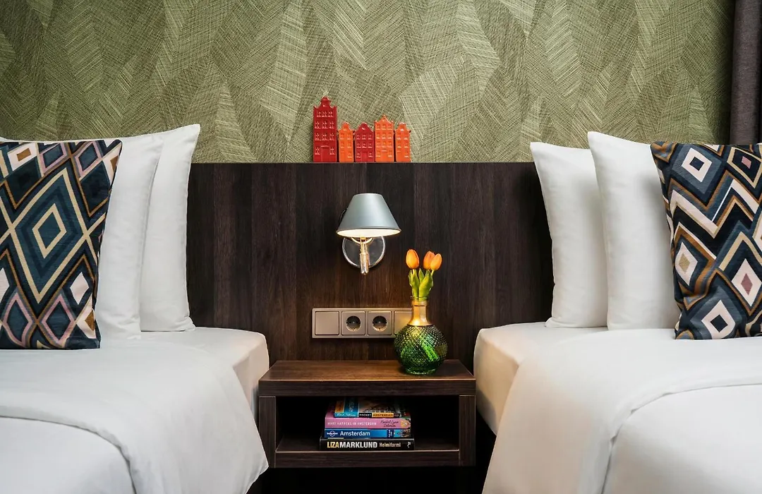 Hotel Damsquare-1