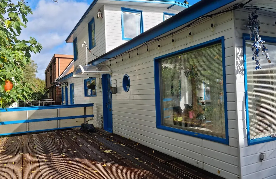 The New Lake Boathouse-1