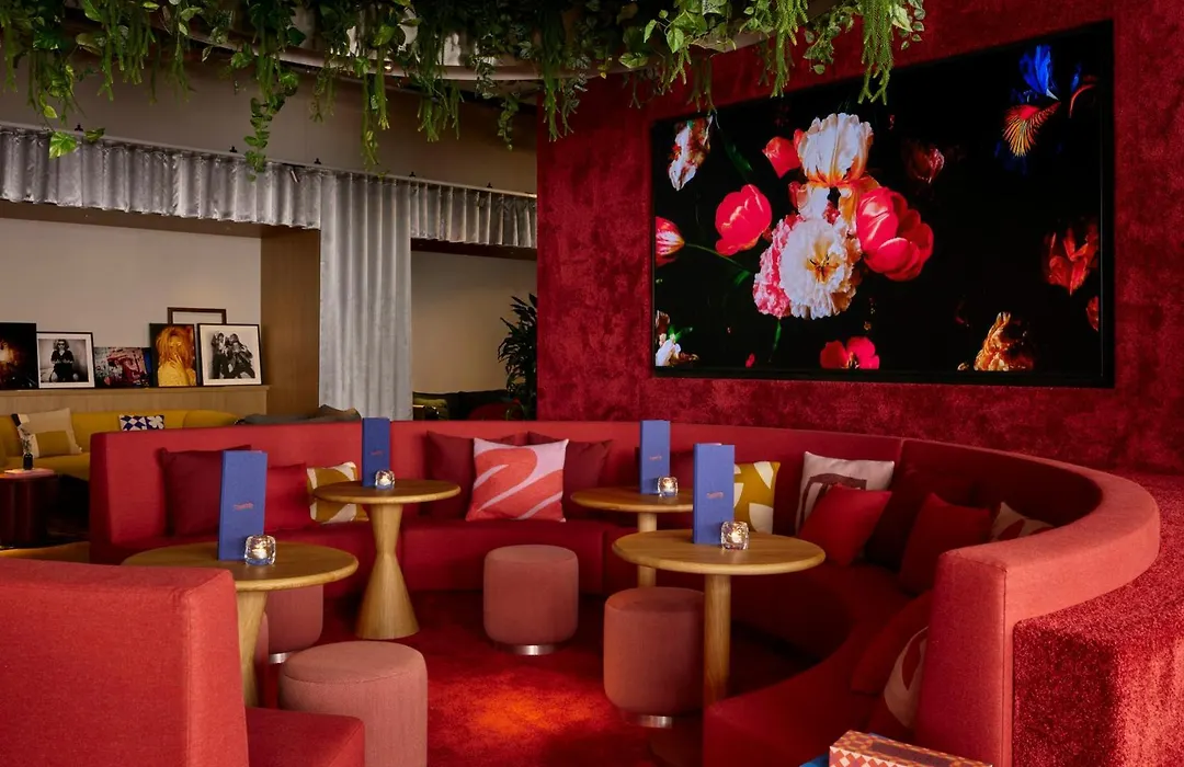 The Social Hub Amsterdam City Extended Stay-1