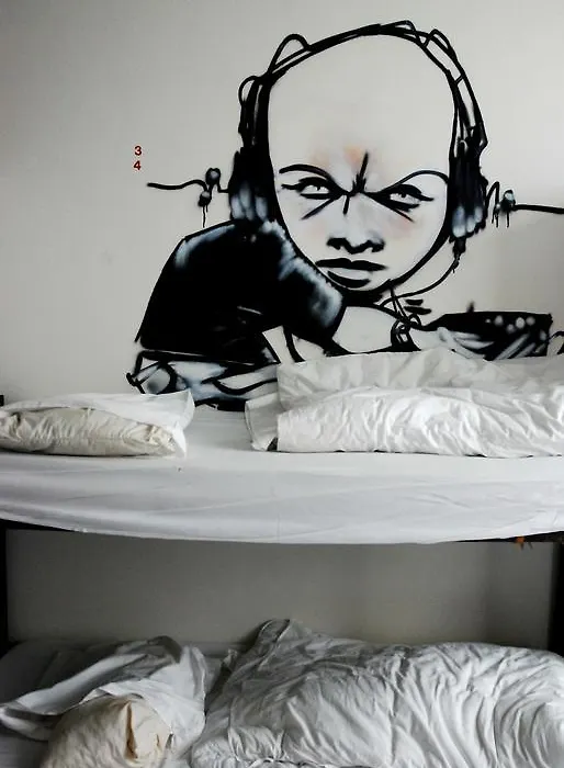 Bob'S Youth Hostel-1