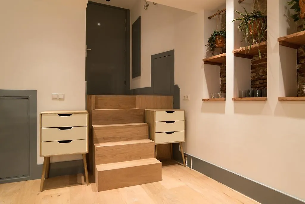 Saint Claire Studio-1