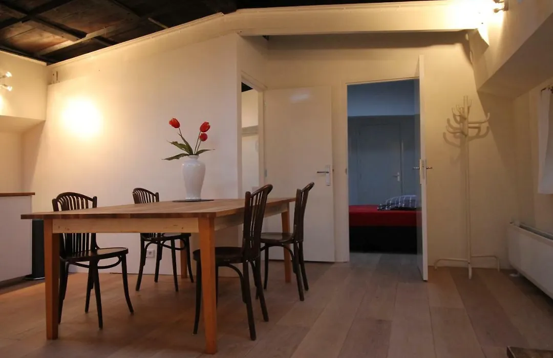 Nachtwacht Apartment-1
