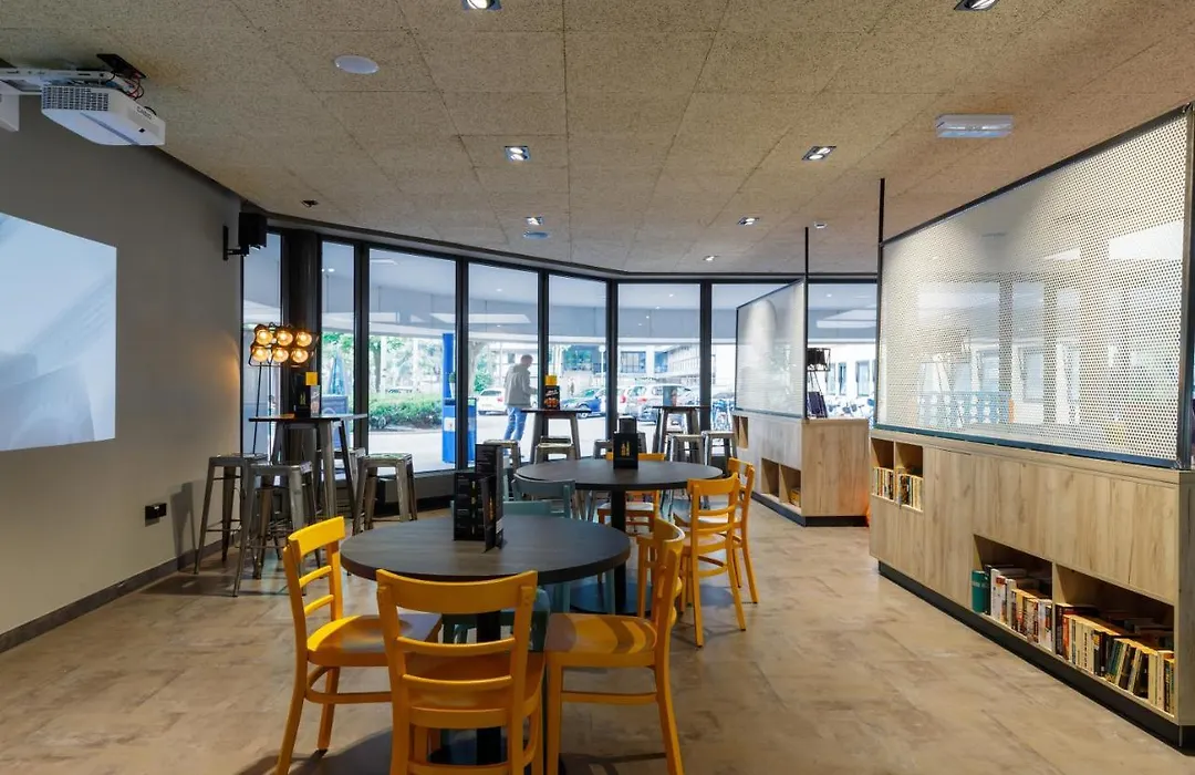 A&O Amsterdam Zuidoost-1