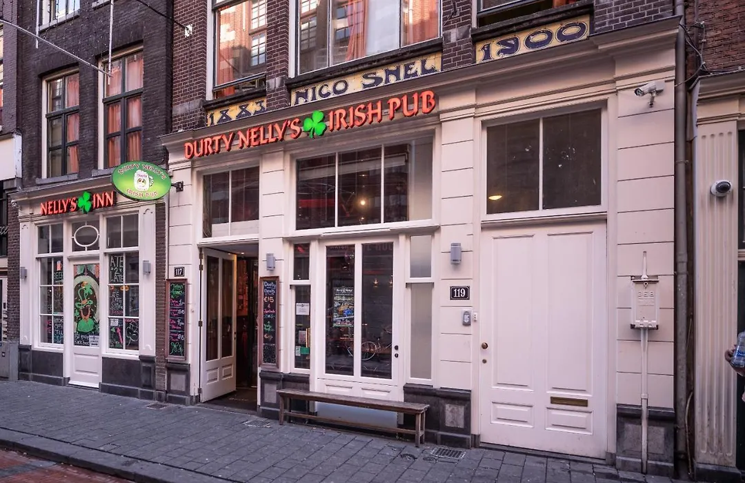 Durty Nelly'S Inn-1