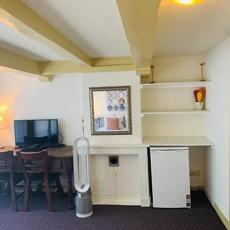 Amsterdam Central Guest House-2