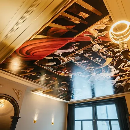 Boutique Hotel The Noblemen-3