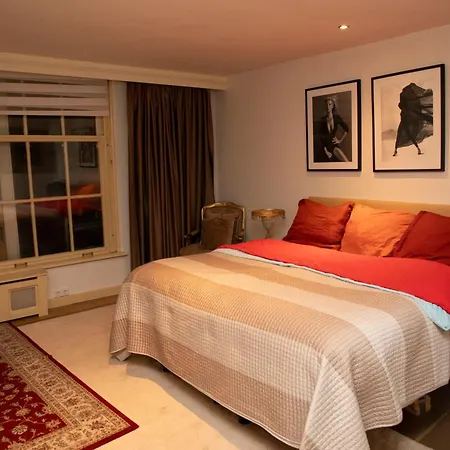 Red Light District B & B Canal View-2