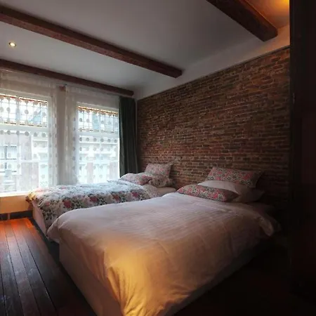 Bed & Breakfast The 9 Streets-2
