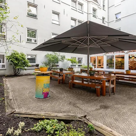Hans Brinker Hostel Amsterdam-3