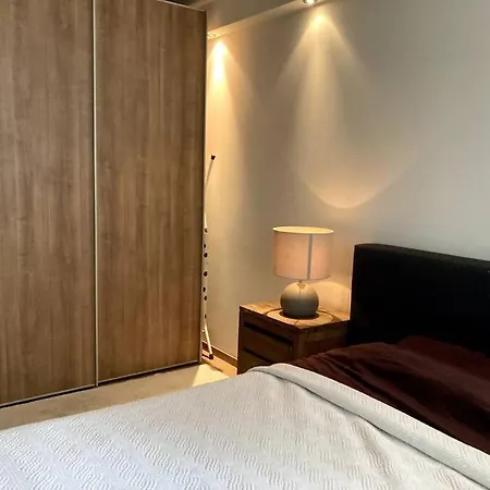 Spacious Apartment, Canal Area, City Center-2