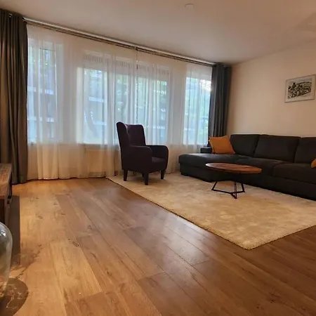 Spacious Apartment, Canal Area, City Center-3
