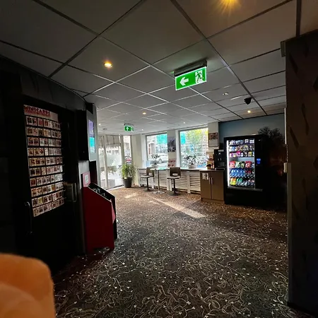 Budget Trianon Hotel-3