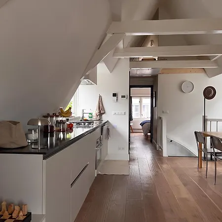 New V Luxury Apartment-3
