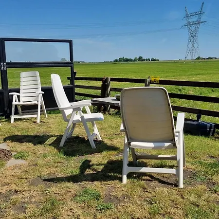 City Farmers Lodge, A Guesthouse With A Skyline View In Rural Amsterdam-3