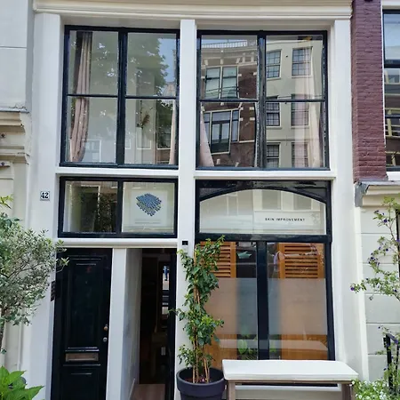 New Apartment In The Heart Of Amsterdam-2