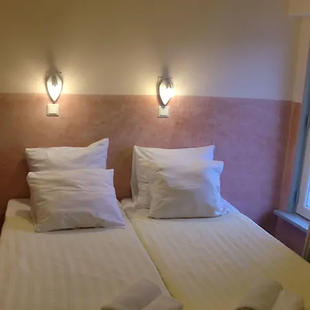 Budget Hotel Neutraal-3
