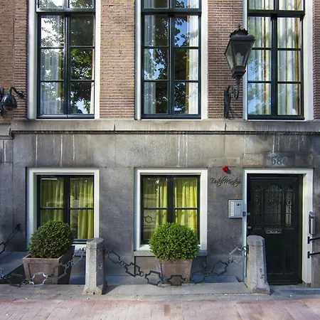 Dutch Masters Short Stay Apartments-3