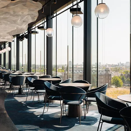 DoubleTree by Hilton Amsterdam Centraal Station-3